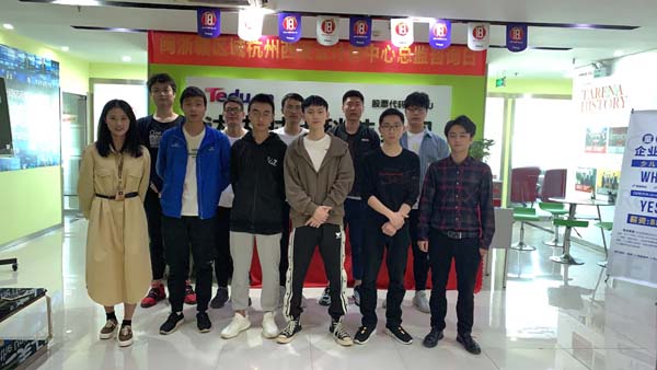 Linux培训班开班盛况-达内杭州西溪中心-2104